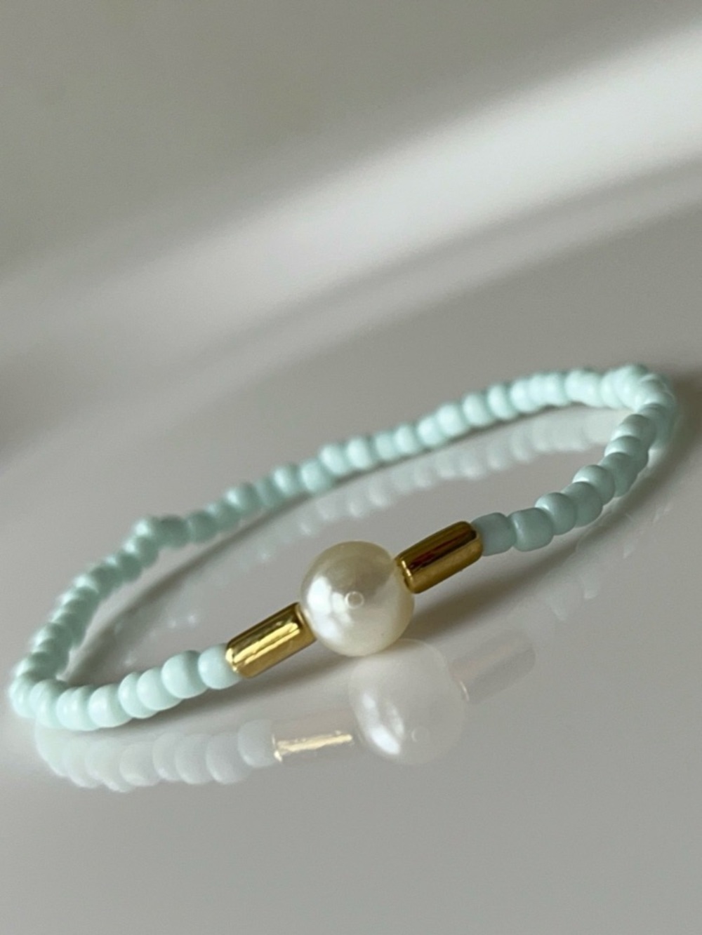Seafoam Beaded Bracelet with Pearl & Gold Accents